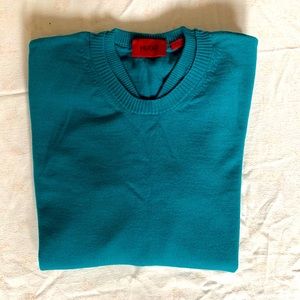 Hugo Boss men’s sweater